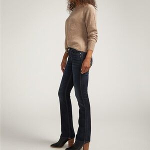 Silver Jeans Suki Mid Rise Slim Bootcut long